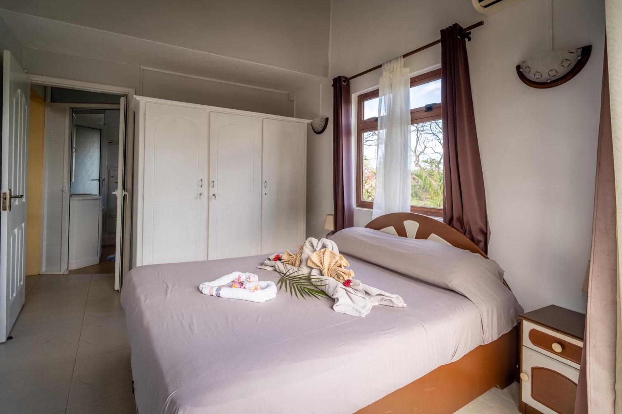 Charming Condo Ривьер-Нуар Экстерьер фото